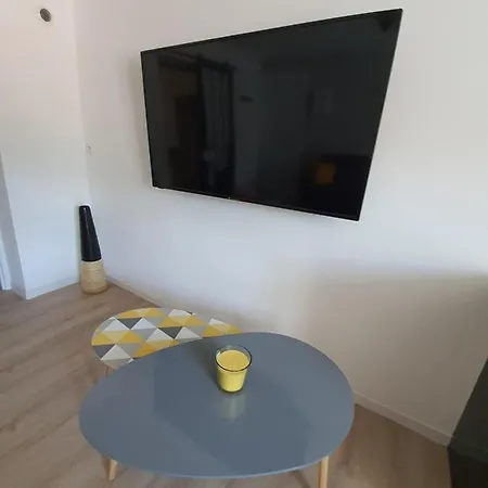 Appartements modernes au Centre Ville d'Oyonnax Extérieur photo
