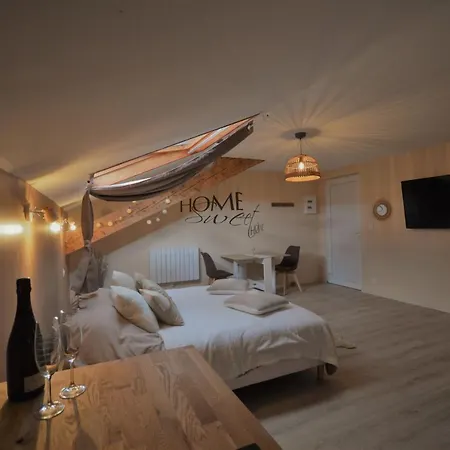 Appartements modernes au Centre Ville d'Oyonnax Extérieur photo