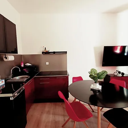 Appartements modernes au Centre Ville d'Oyonnax Extérieur photo