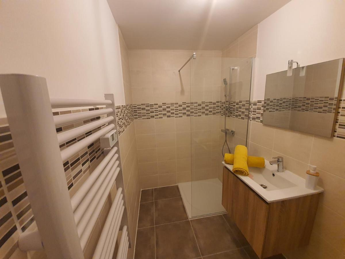 Modernes Au Centre D'oyonnax Appartement