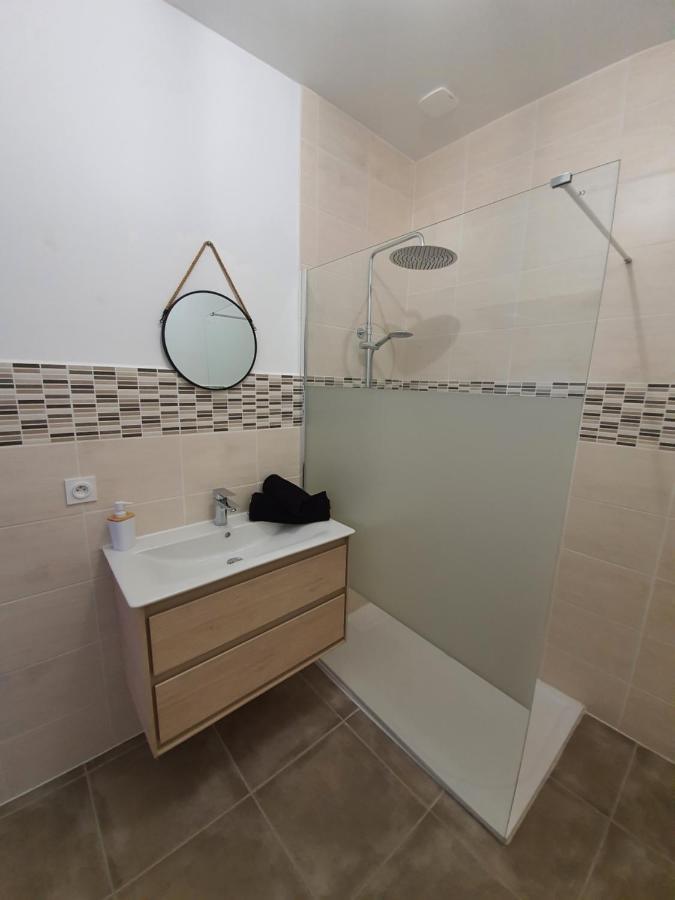 Modernes Au Centre D'oyonnax * Oyonnax